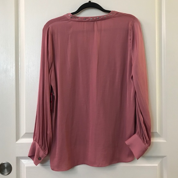 NWT Vince Camuto Grommet Collar Rose Pink Blouse - Picture 2 of 8